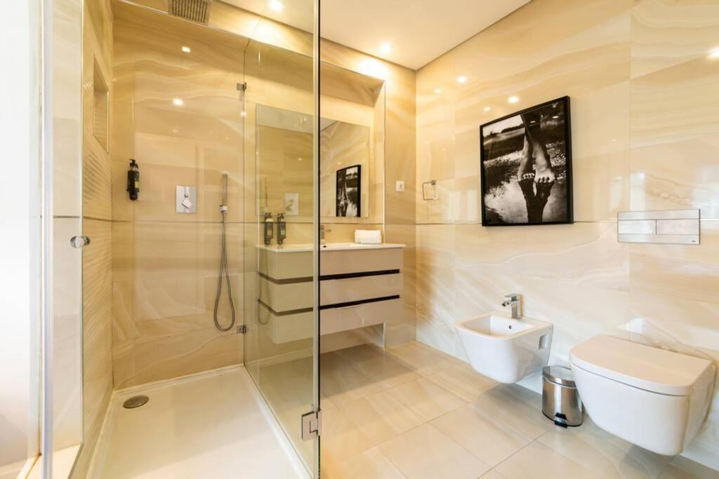 Fabulouse Apartment In The Center Of Lisbona Esterno foto