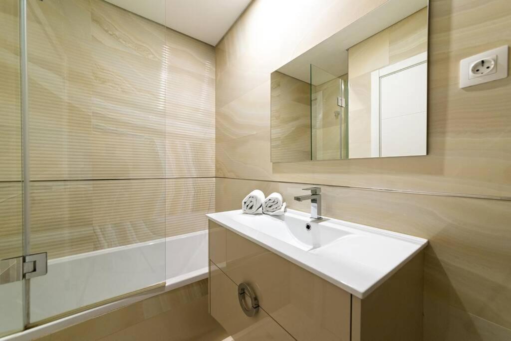 Fabulouse Apartment In The Center Of Lisbona Esterno foto